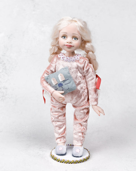 Doll Gwen_400